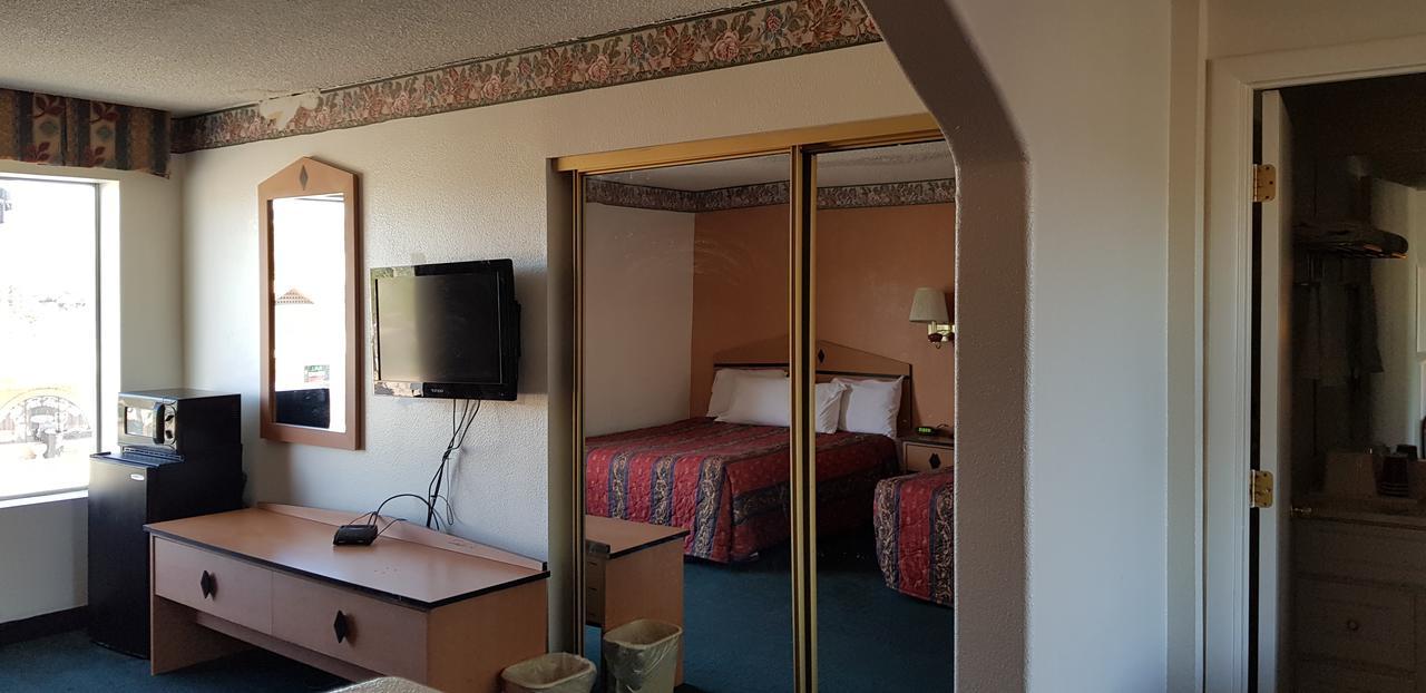 Night Inn グローブ エクステリア 写真